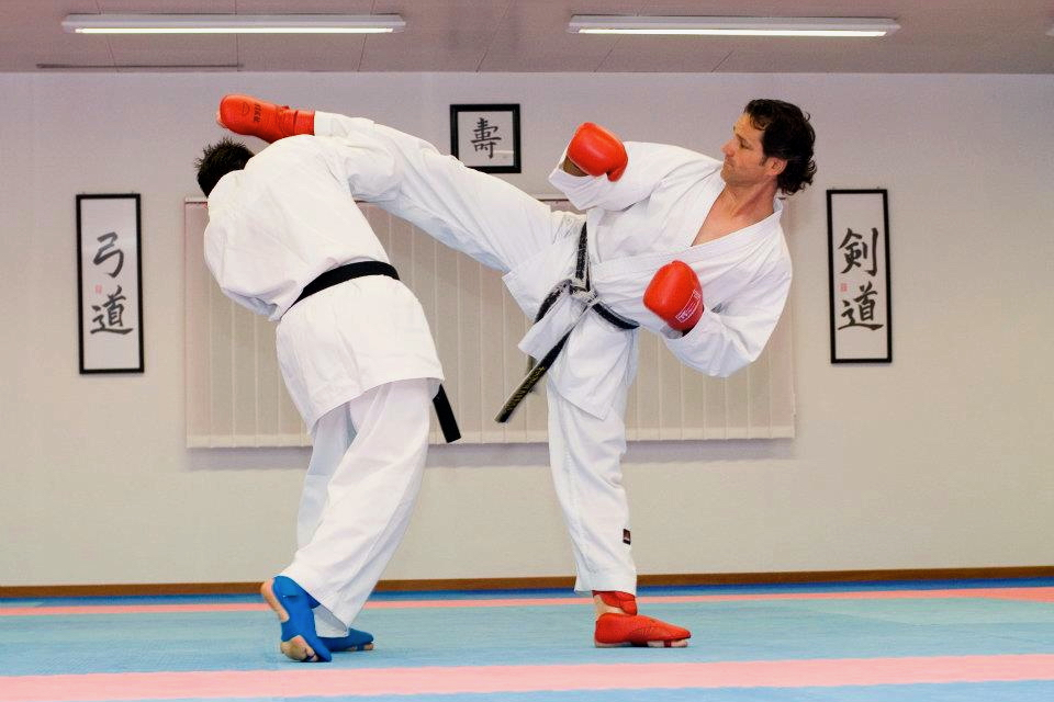 Olivier Knupfer 7e Dan Karate Club Valais Sion Suisse Switzerland